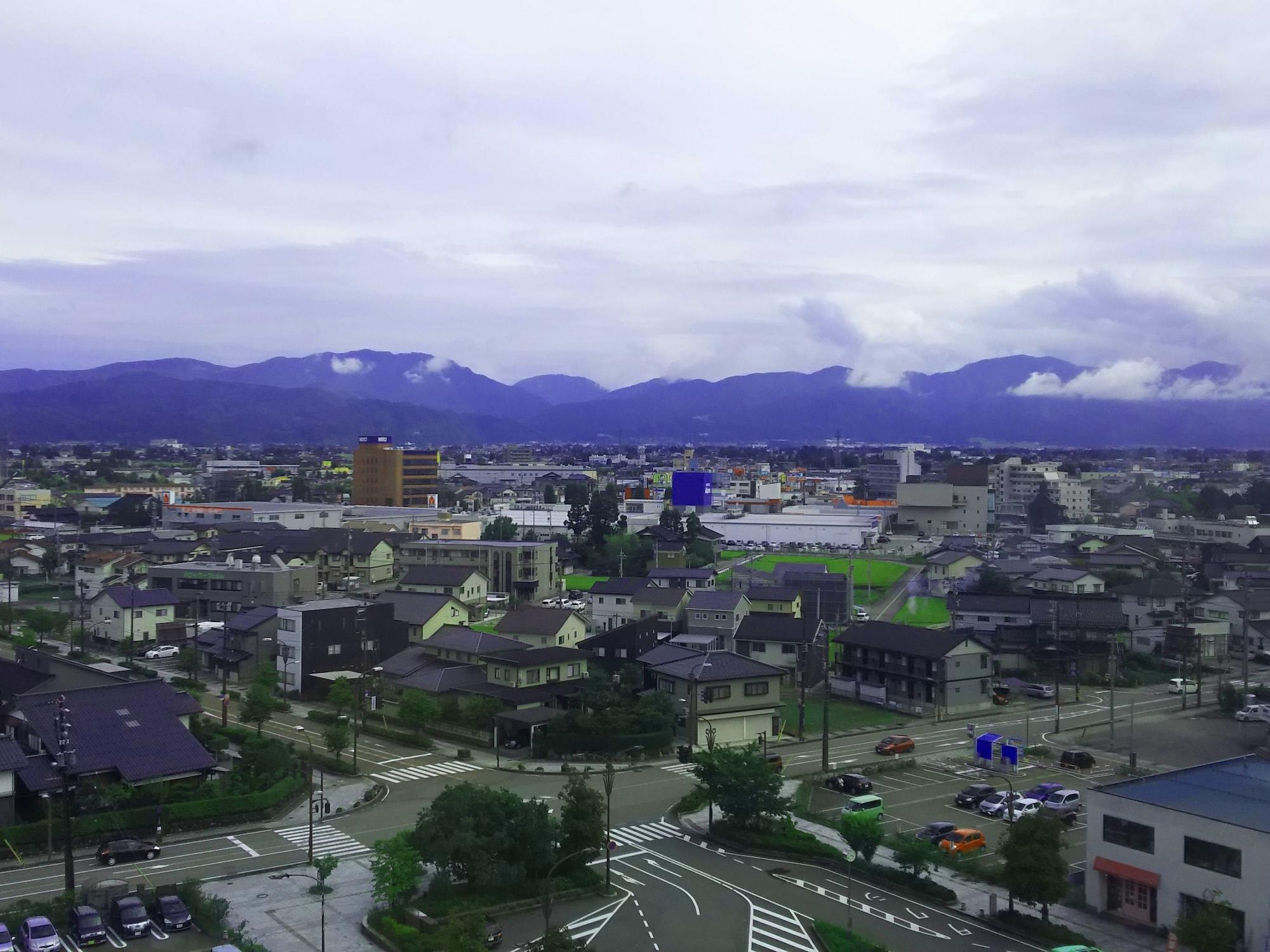 Apa Hotel Tonami Ekimae Luaran gambar