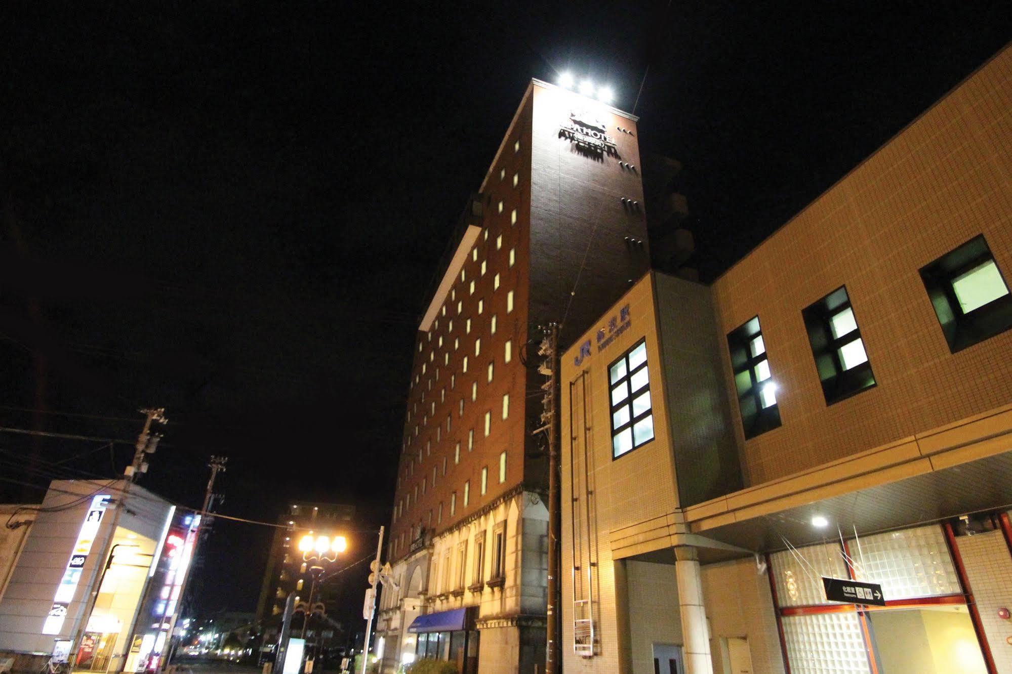 Apa Hotel Tonami Ekimae Luaran gambar